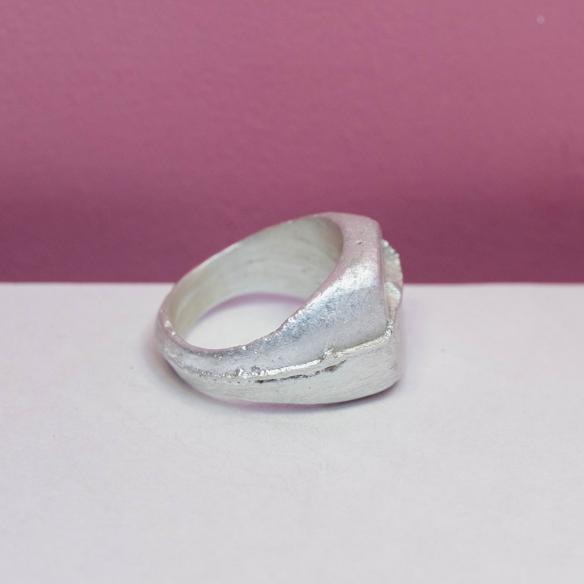 The Fault Line Square Signet Ring