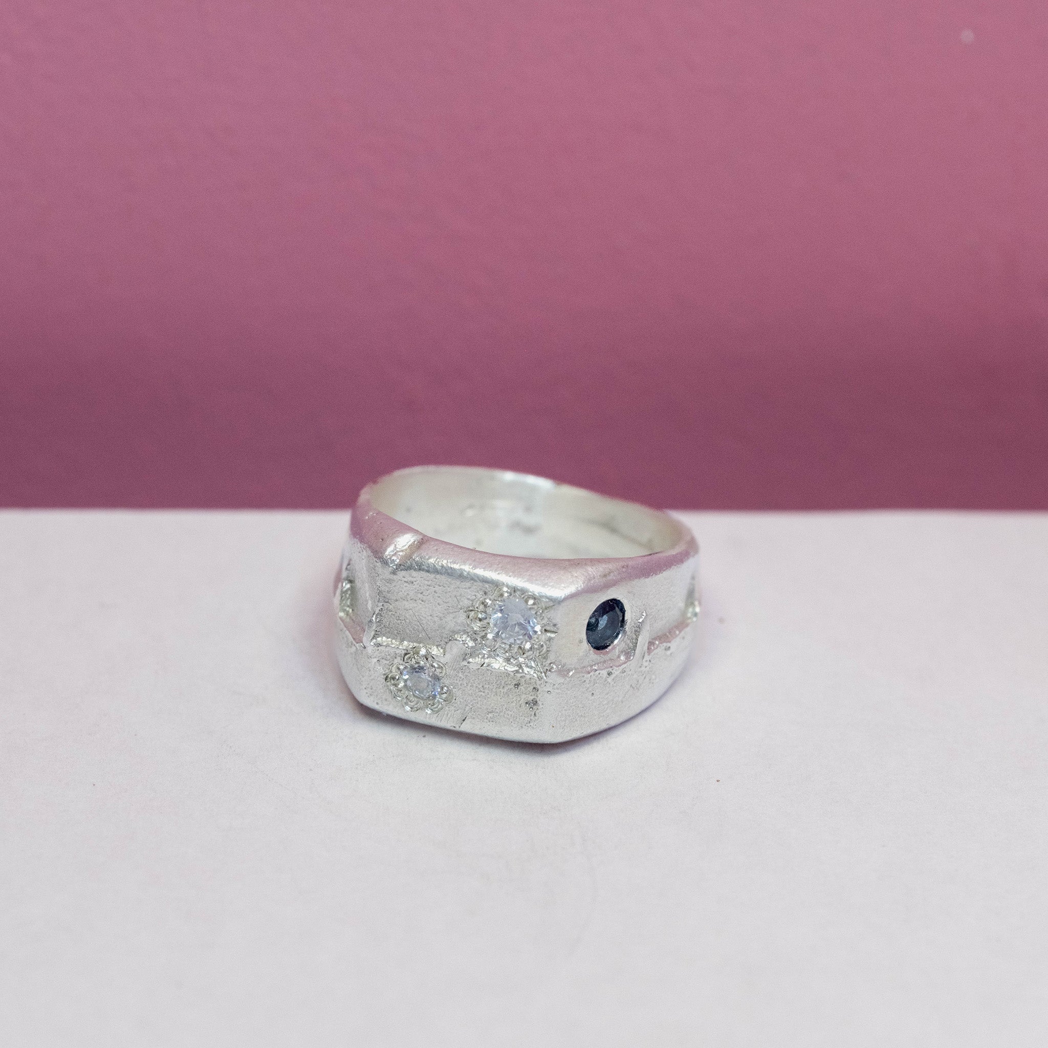 The Guiding Light Ring