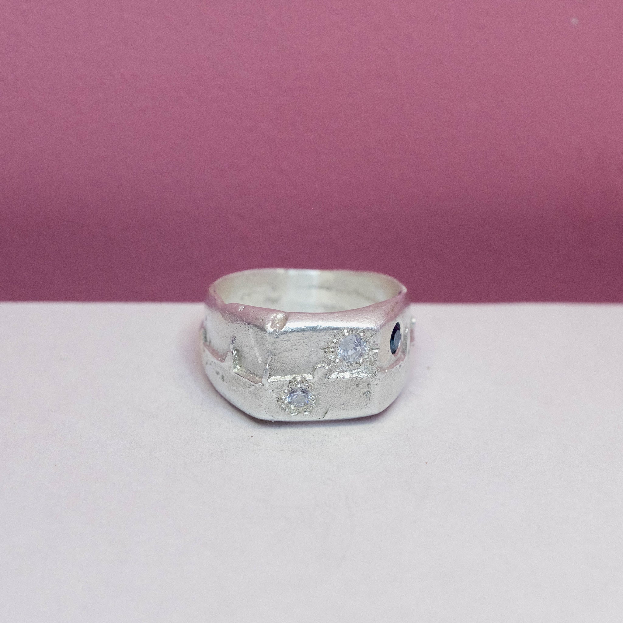The Guiding Light Ring
