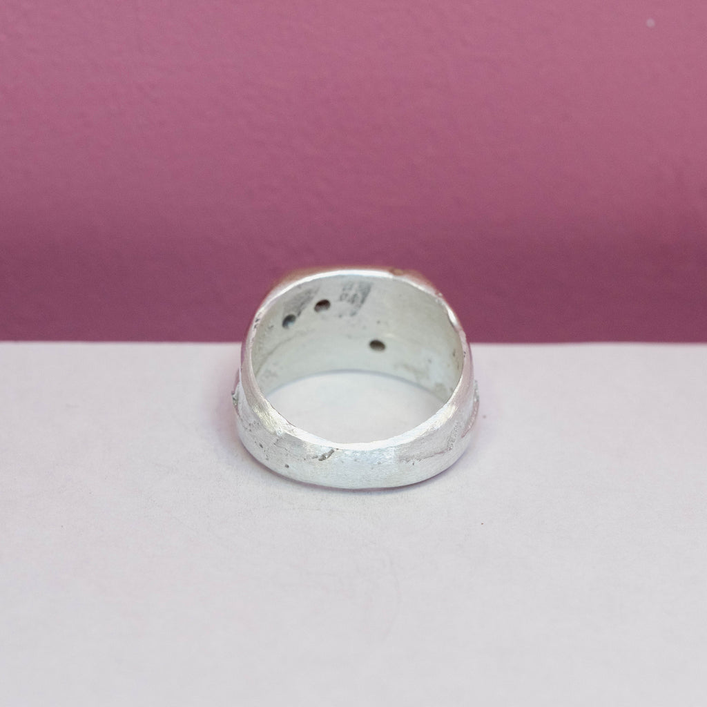 The Guiding Light Ring