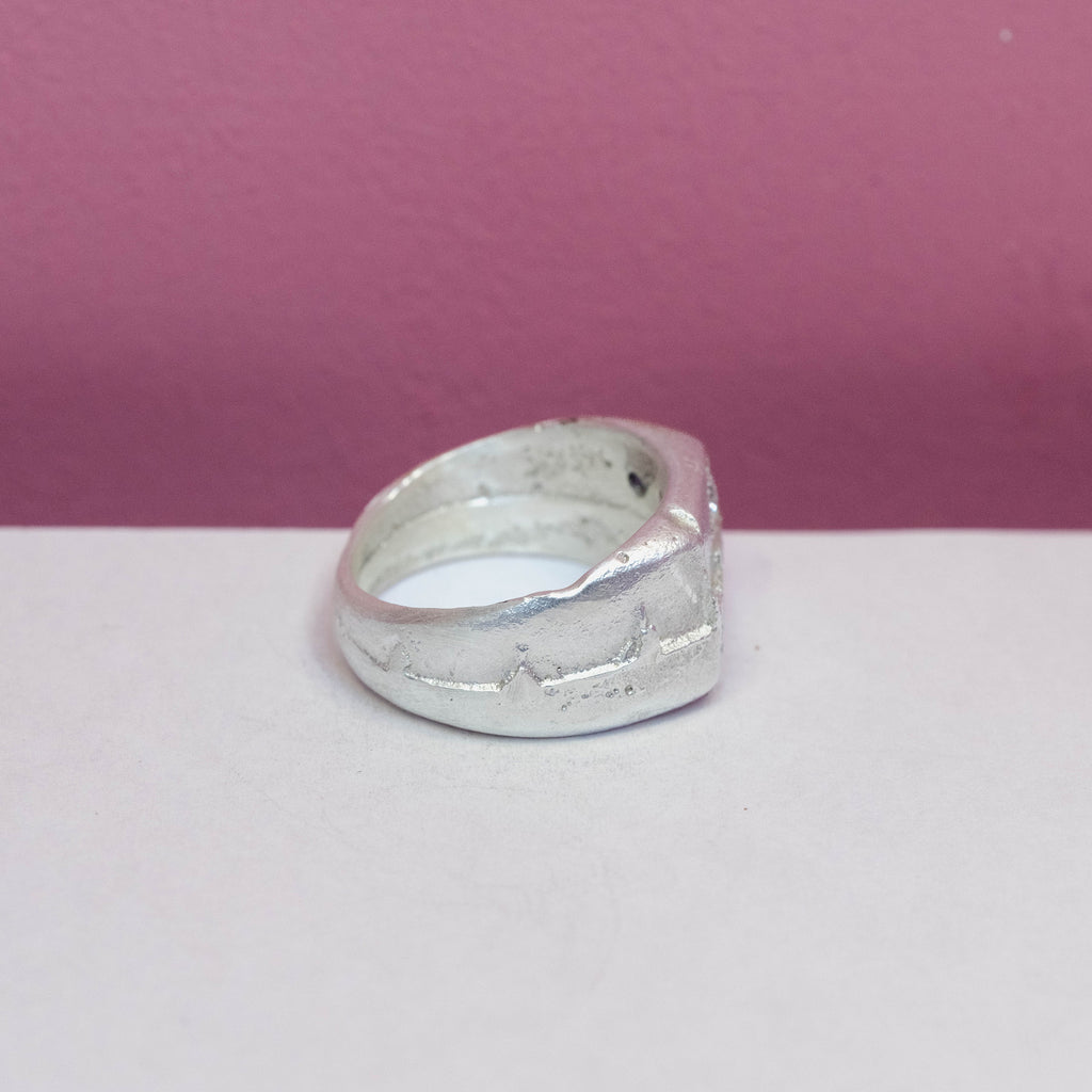 The Guiding Light Ring