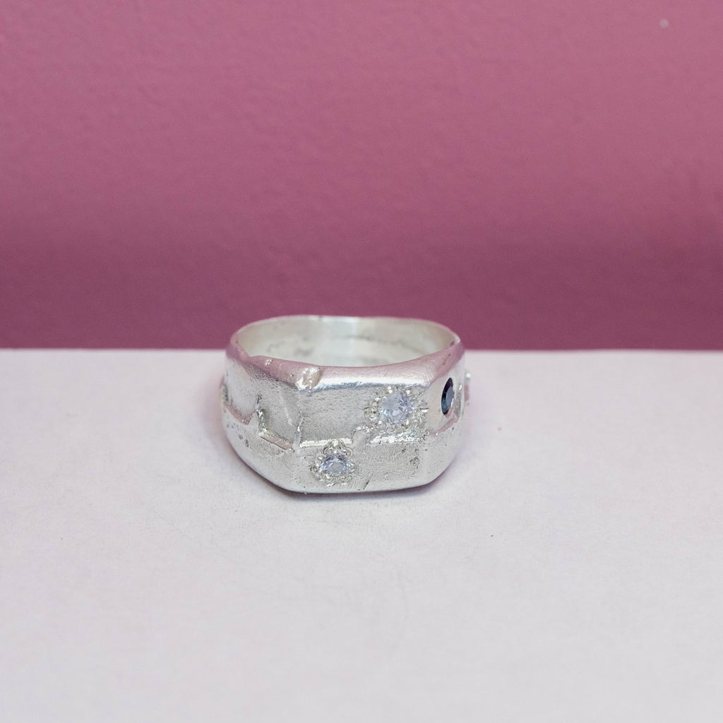 The Guiding Light Ring