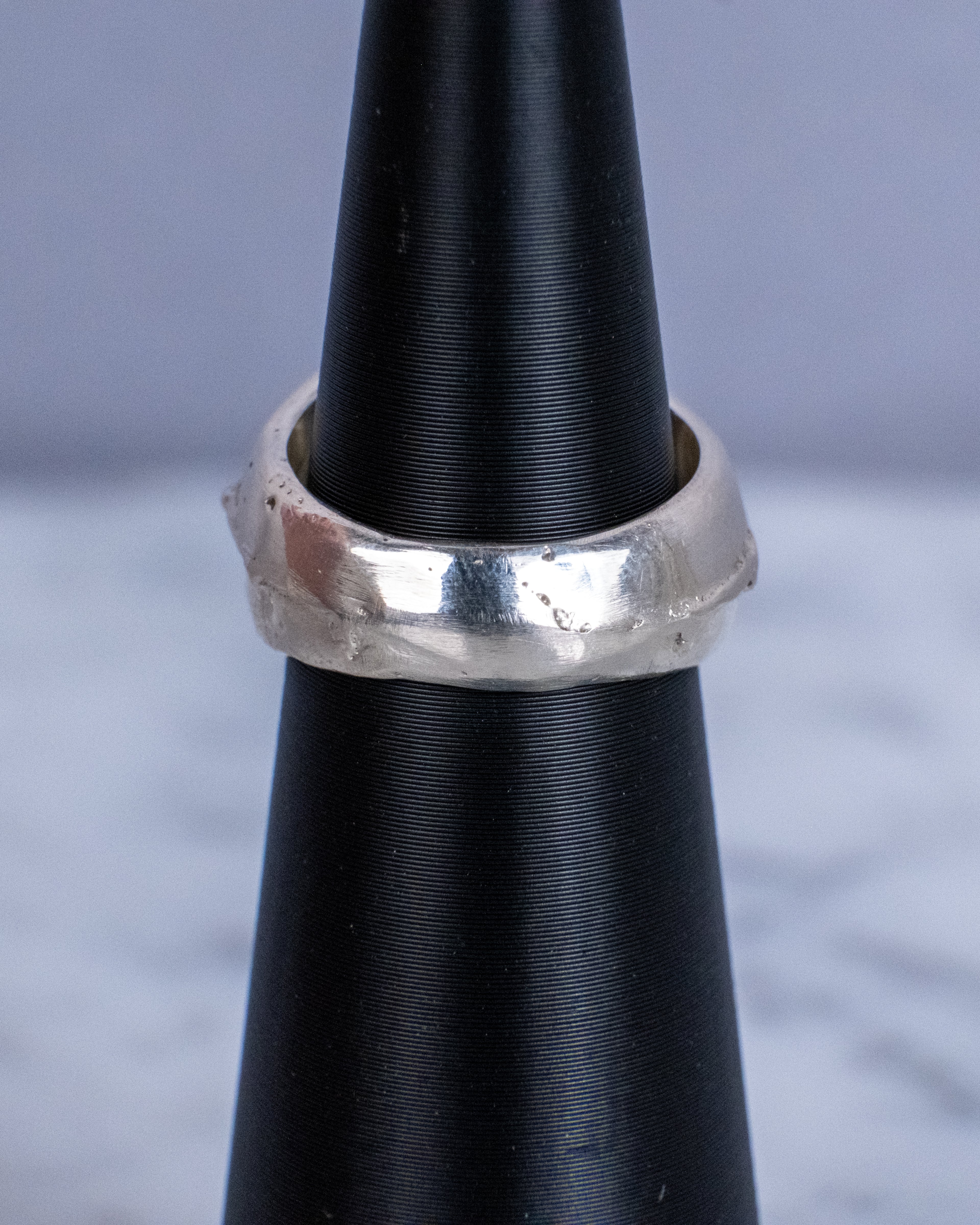 The Fault Line Round Signet Ring
